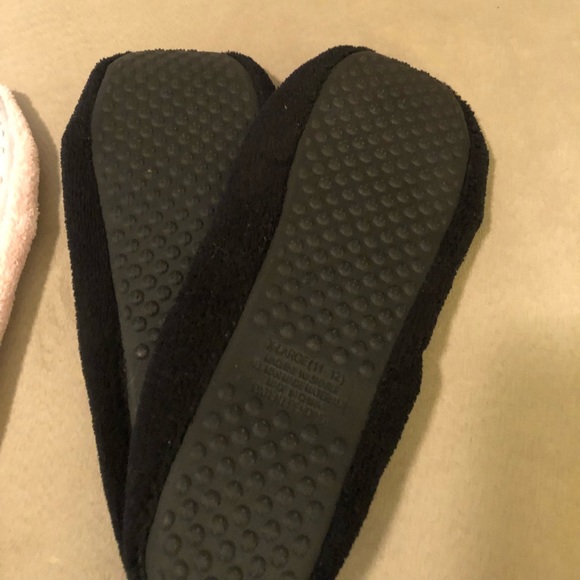Women’s slippers, 2 pairs for one price. - Picture 3 of 5